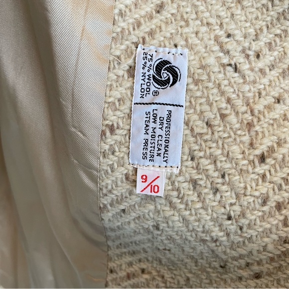 Forecaster of Boston linen coat - Picture 3 of 5